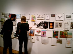芦川さんが働いていたNYの老舗ギャラリー、Artist Space。 写真は昨年開催された“Night of 1000 Drawings”より 