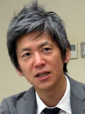 ＜インタビュー対象者＞ 志村一隆さん 株式会社情報通信総合研究所 グローバル研究グループ主任研究員 博士、MBA 