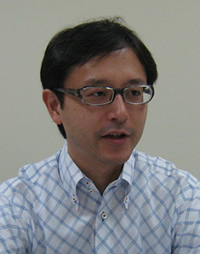 飯野正樹氏