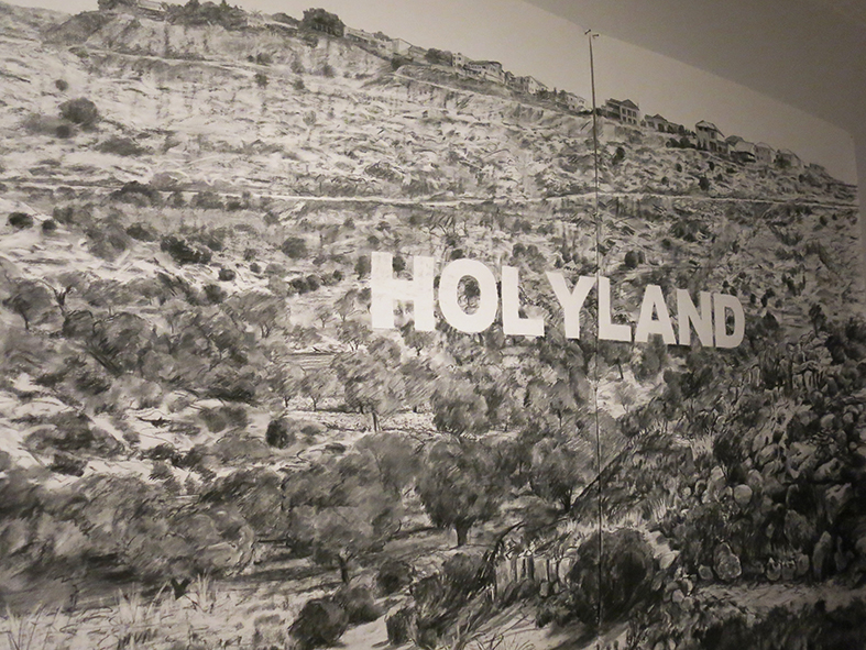 “Holyland (Beit Arye)”2014 © Gabriela Schutz