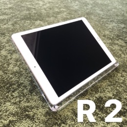 iPadレジスタンド「R2」